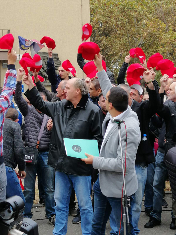 Протест Удружења CarGo испред Полицијске управе: Поднели смо притужбу због несавесног и незаконитог рада појединих запослених